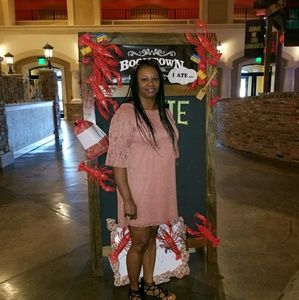 Meet your Posher, Shirley